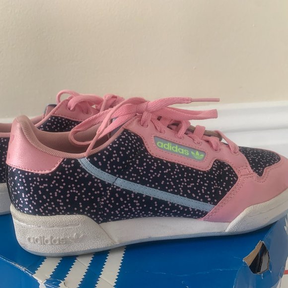 Adidas shoes with box - Picture 4 of 7